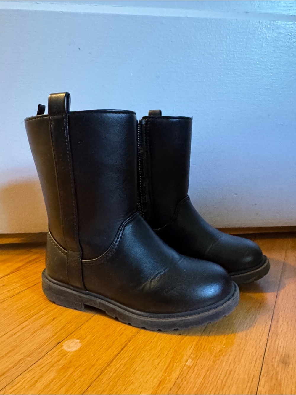 Girls Old Navy inner zip black boots